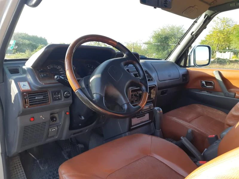 Mitsubishi Pajero 2.8 TDI, снимка 13 - Автомобили и джипове - 21481579