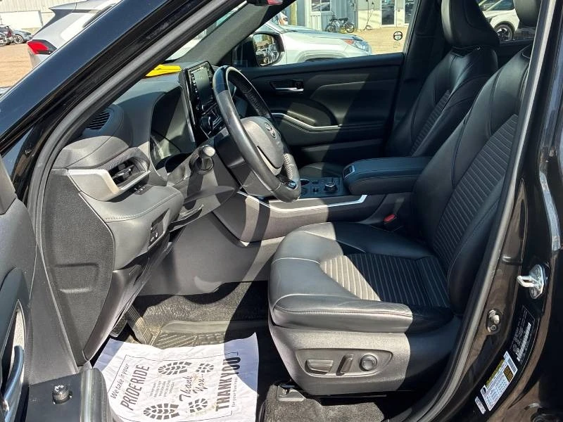 Toyota Highlander * XSE AWD * ДИСТРОНИК * 7 МЕСТЕН * CARFAX, снимка 8 - Автомобили и джипове - 55912695