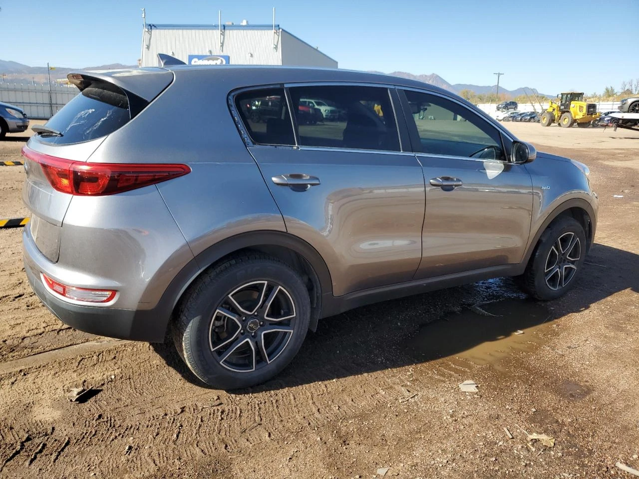 Kia Sportage LX - изображение 4