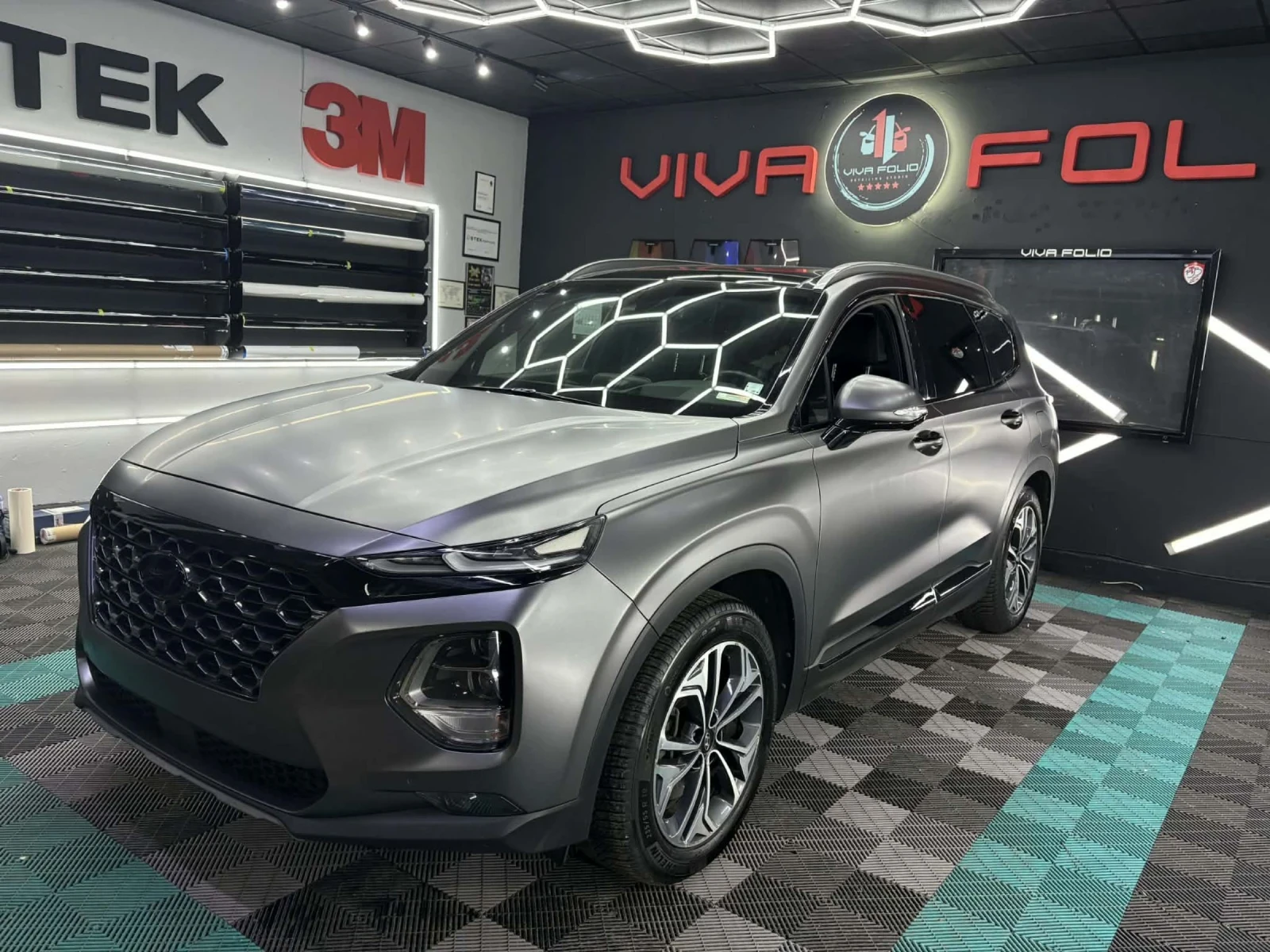 Hyundai Santa fe  2.2 CRDi 4x4 Premium Панорама / 360  / Кожа / Ада, снимка 9 - Автомобили и джипове - 53953910