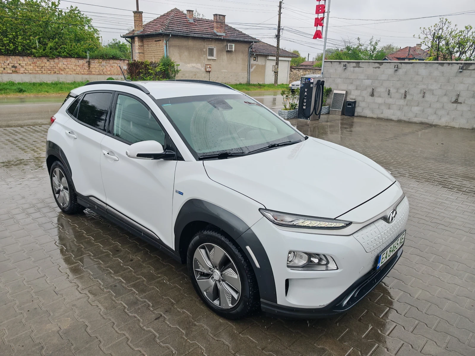 Hyundai Kona, снимка 3 - Автомобили и джипове - 54377359