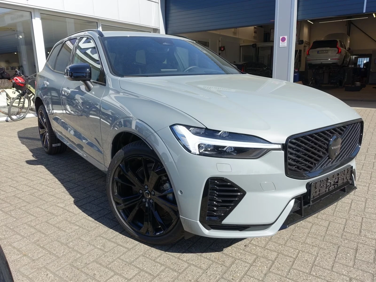 Volvo XC60 NEW 2026 T8 AWD Black Edition Plus | Mobile.bg � ����������� 1