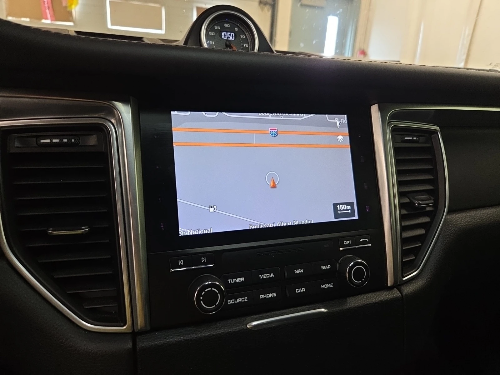 Porsche Macan GTS * * CARFAX * * АВТО КРЕДИТ * * , снимка 5 - Автомобили и джипове - 54813852