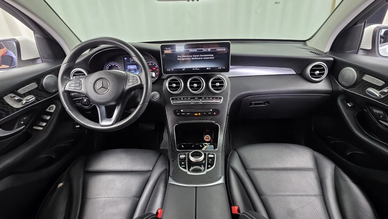 Mercedes-Benz GLC КУПЕ * КАМЕРА * МЪРТВА ТОЧКА * , снимка 10 - Автомобили и джипове - 54837307