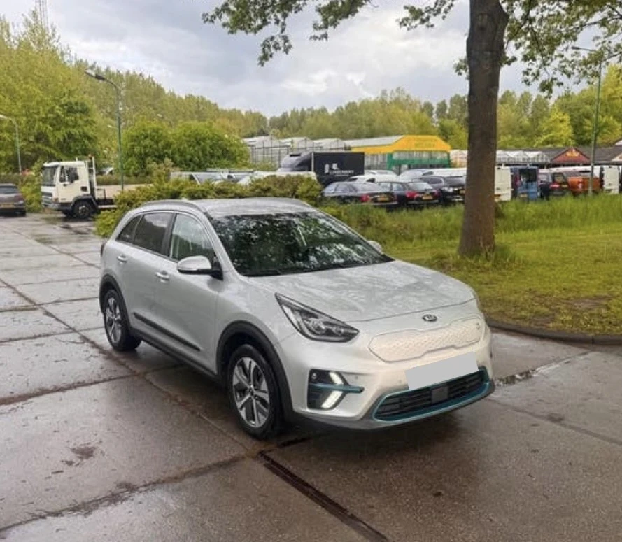 Kia Niro Premium Line 64kW, снимка 2 - Автомобили и джипове - 54924229