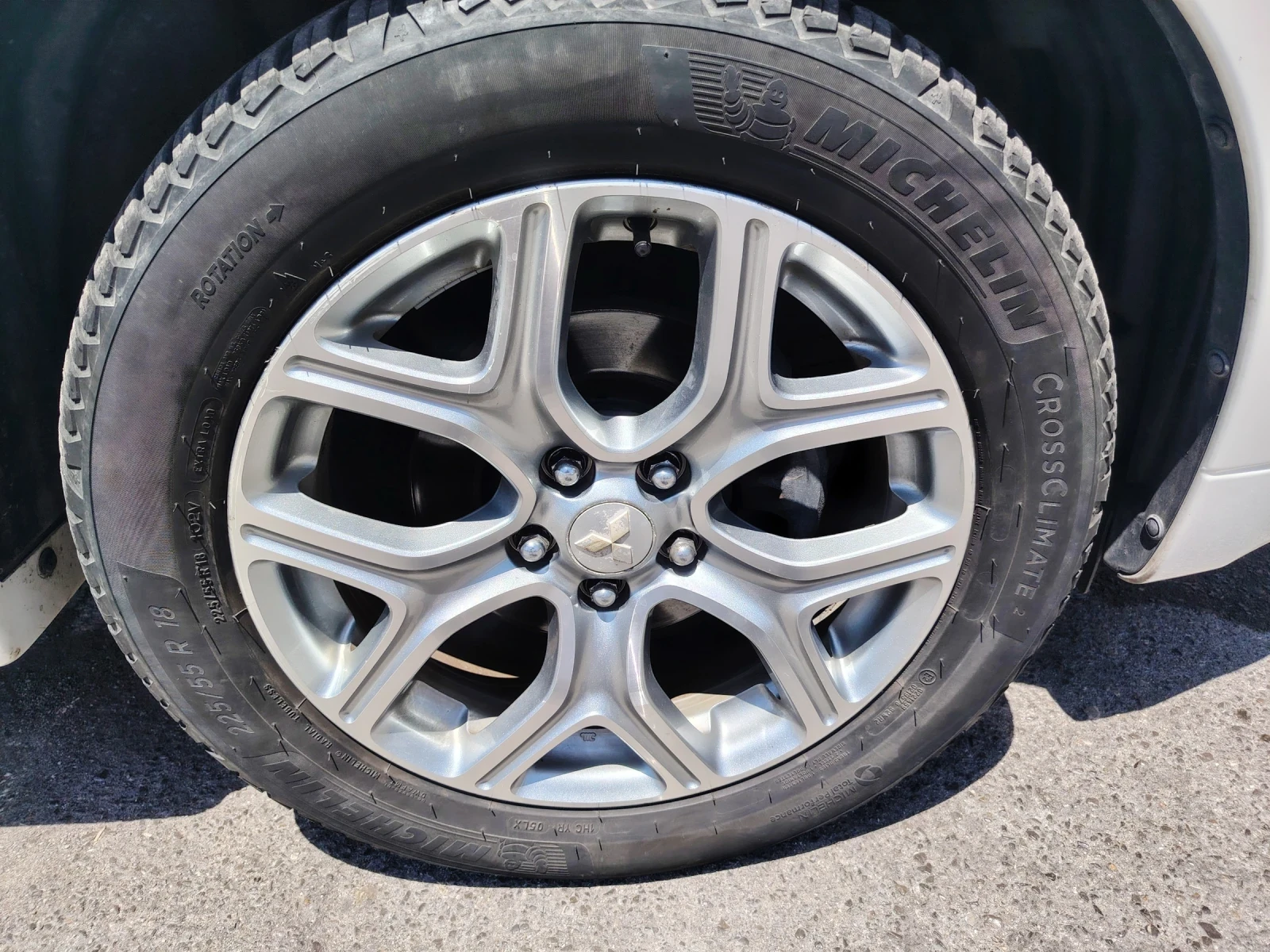 Mitsubishi Outlander 2.0i Phev-4wd /Auto/Navi/Koja/Camera/Xenon/L, снимка 15 - Автомобили и джипове - 55087853