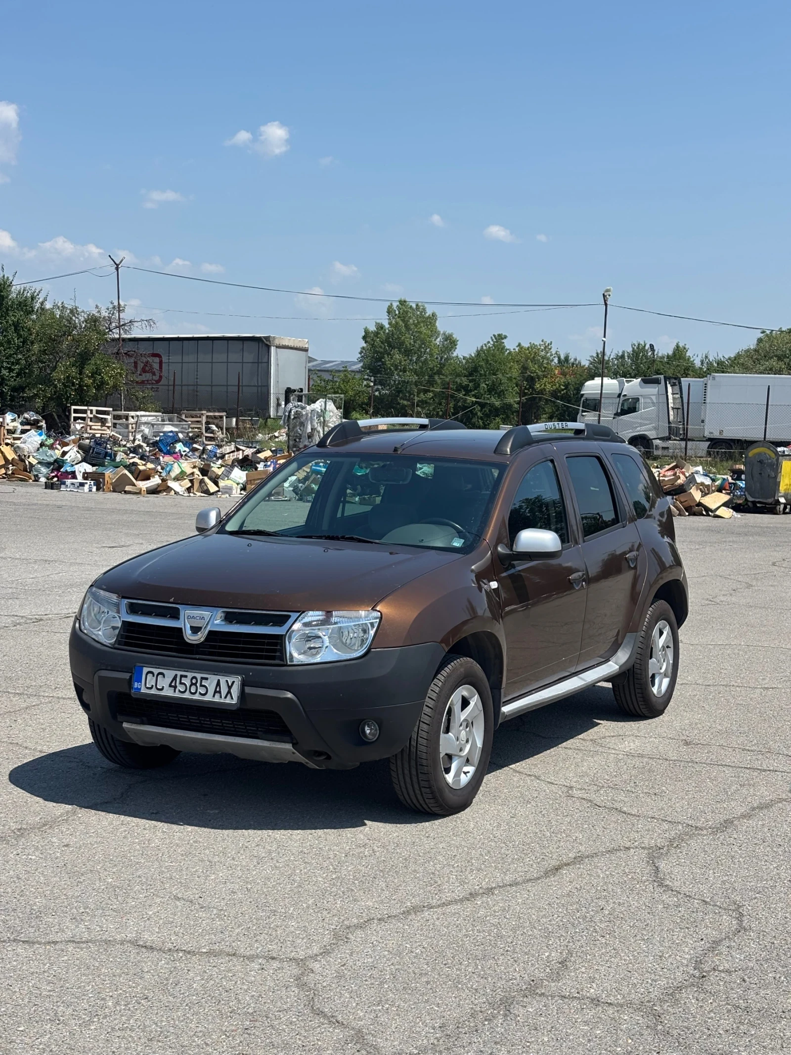 Dacia Duster, снимка 4 - Автомобили и джипове - 55099797