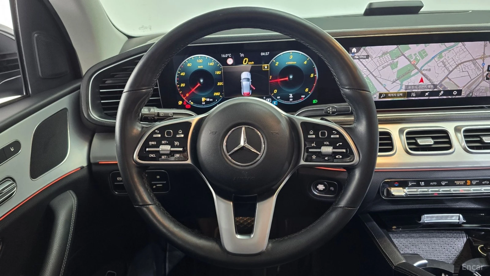 Mercedes-Benz GLE 300 D* 4MATIC* КОЖА* ПОДГРЕВ* ОБДУХВ* BURMASTER* PANO*, снимка 12 - Автомобили и джипове - 55478107