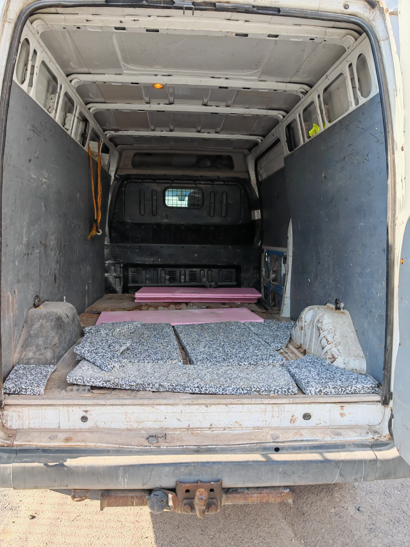 Ford Transit 200T350 - изображение 6
