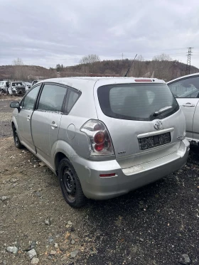 Toyota Corolla verso 2.0 D-4D 116К.с  ляв волан НА ЧАСТИ, снимка 4