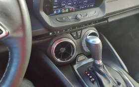 Chevrolet Camaro * LT1 * CARFAX * , снимка 9