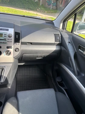 Toyota Corolla verso, снимка 8