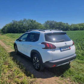 Обява за продажба на Peugeot 2008 1.2 бензин 110к.с турбо ~17 950 лв. - изображение 6