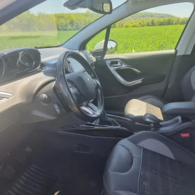 Обява за продажба на Peugeot 2008 1.2 бензин 110к.с турбо ~17 950 лв. - изображение 8