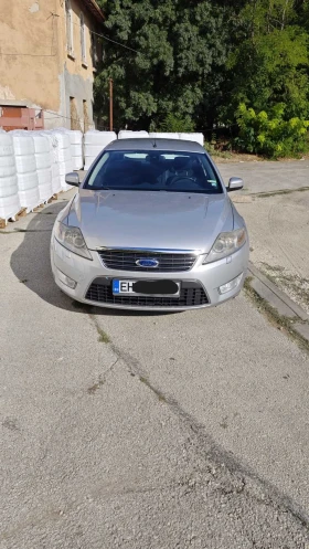 Ford Mondeo Ghia, снимка 2