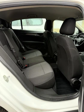 Opel Insignia 2018г.Grand Sport 1.6 CDTI DPF Selective - 9200 € / 17993.64 лв. - 33332510 8