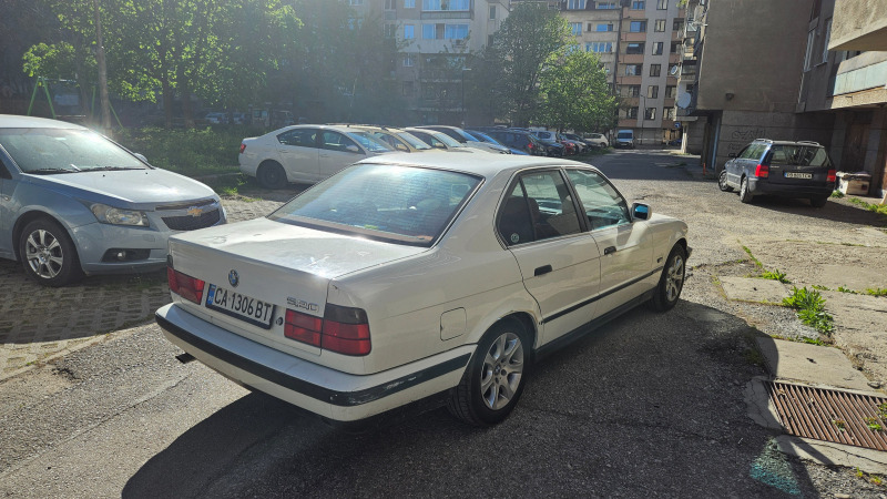 BMW 520, снимка 5 - Автомобили и джипове - 46226947