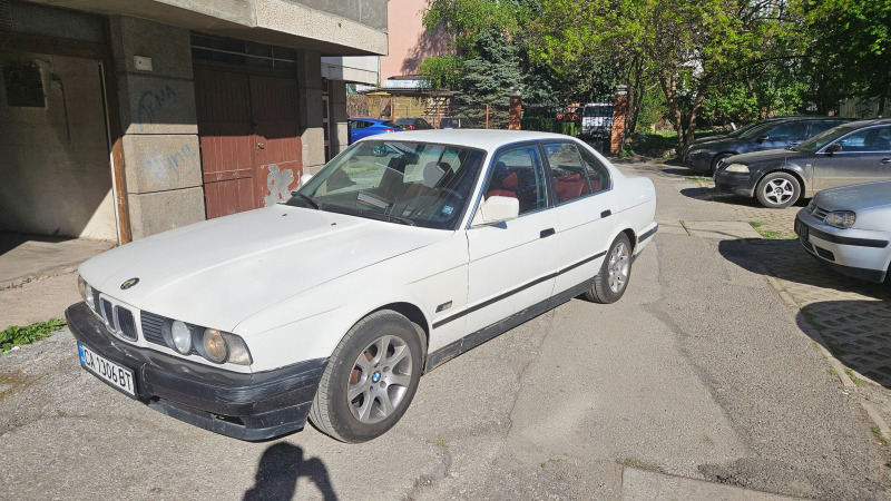 BMW 520, снимка 2 - Автомобили и джипове - 46226947
