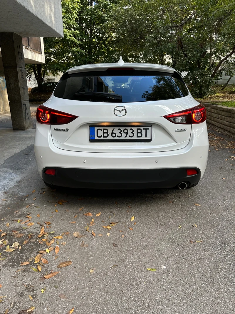 Mazda 3, снимка 3 - Автомобили и джипове - 47579337