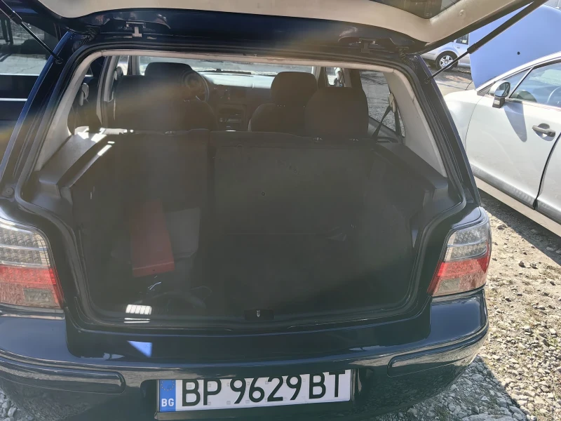 VW Golf 1.9 , снимка 7 - Автомобили и джипове - 47725545