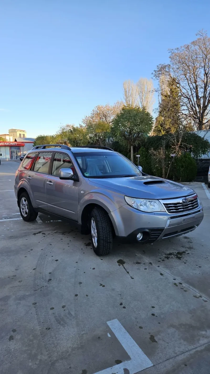 Subaru Forester, снимка 2 - Автомобили и джипове - 48391496