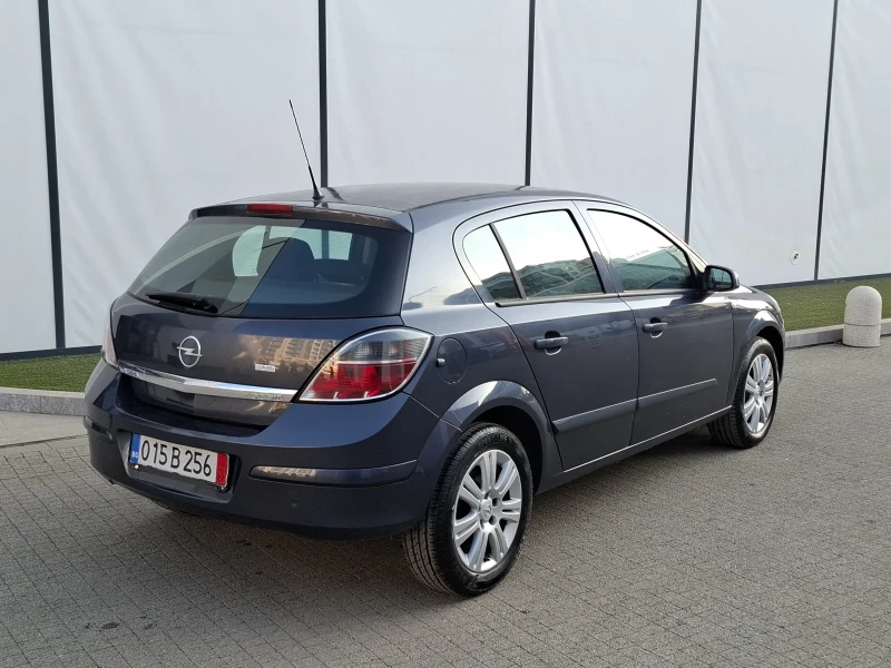 Opel Astra 1.3CDTI(90кс)* * FACELIFT* * 6-СКОРОСТИ* * * , снимка 12 - Автомобили и джипове - 49025955