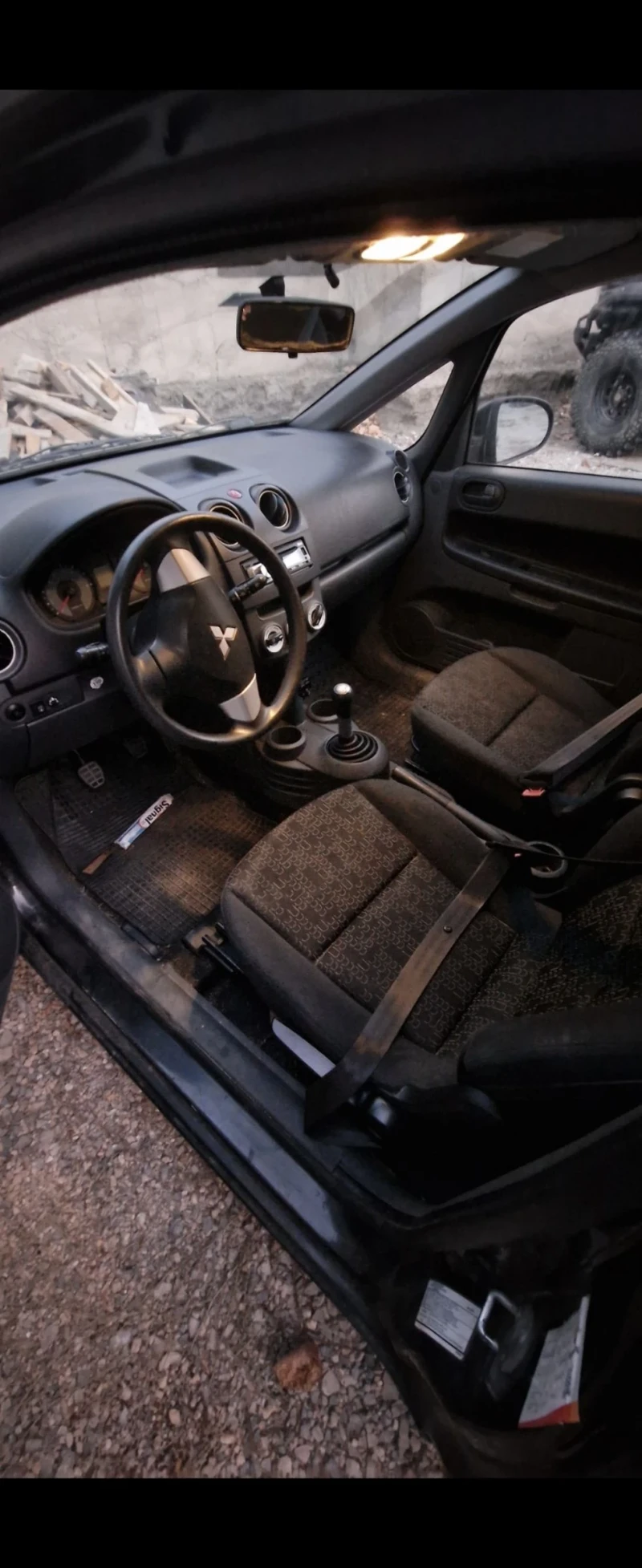 Mitsubishi Colt, снимка 7 - Автомобили и джипове - 52965963