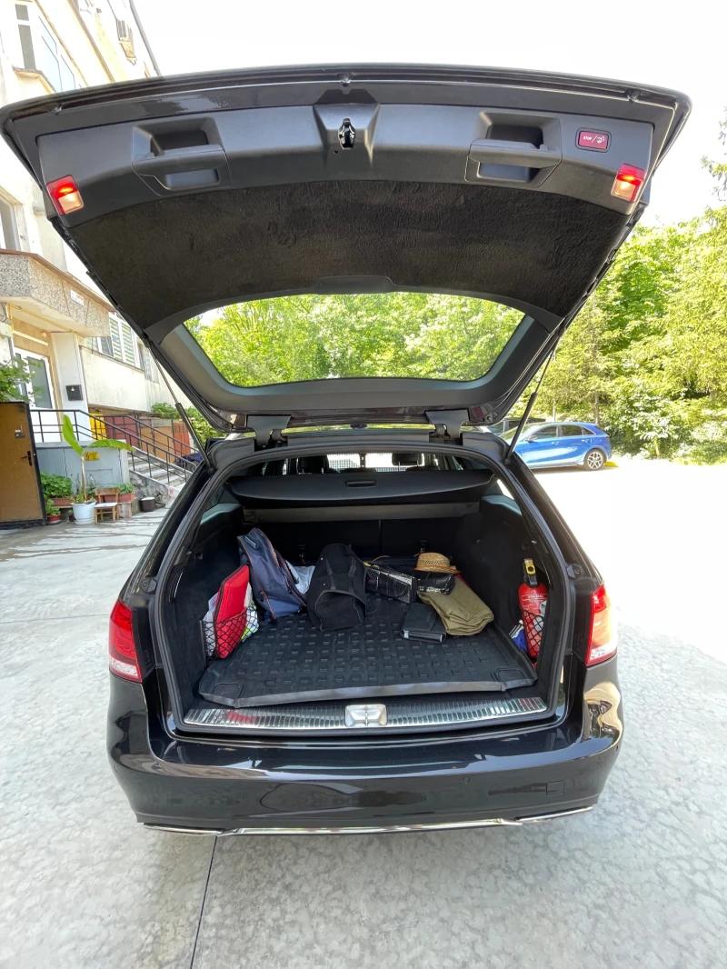 Mercedes-Benz E 350 4matic, 7g-tronic, снимка 13 - Автомобили и джипове - 50590864