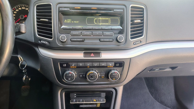 VW Sharan 2000tdi 140, снимка 5 - Автомобили и джипове - 52580302