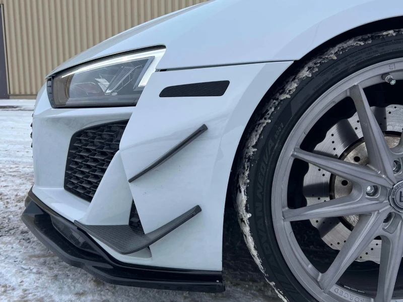 Audi R8 V10 performance CARFAX АВТО КРЕДИТ , снимка 13 - Автомобили и джипове - 52719851