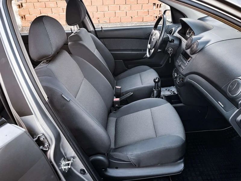 Chevrolet Aveo  Face , снимка 10 - Автомобили и джипове - 52755046