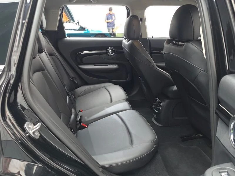 Mini Clubman КРАЙНА ЦЕНА: 20210 EUR !!!РЕАЛНА КРАЙНА ЦЕНА!!!, снимка 11 - Автомобили и джипове - 55982298