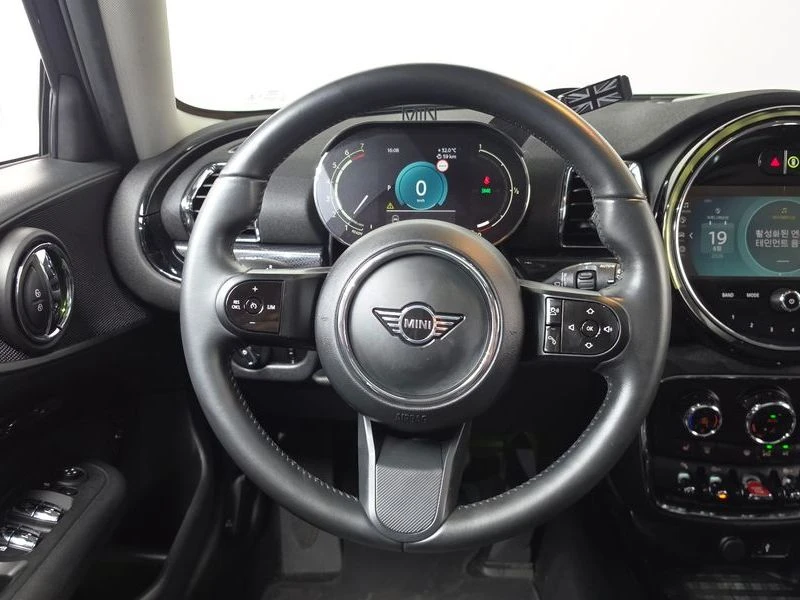 Mini Clubman КРАЙНА ЦЕНА: 20210 EUR !!!РЕАЛНА КРАЙНА ЦЕНА!!!, снимка 12 - Автомобили и джипове - 55982298