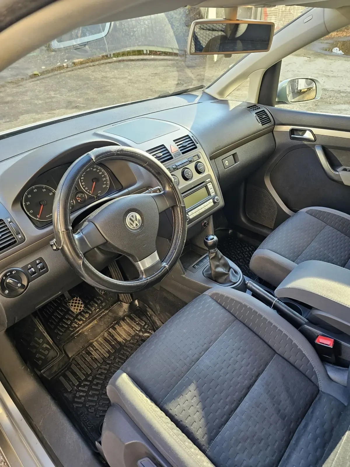 VW Touran  - изображение 10