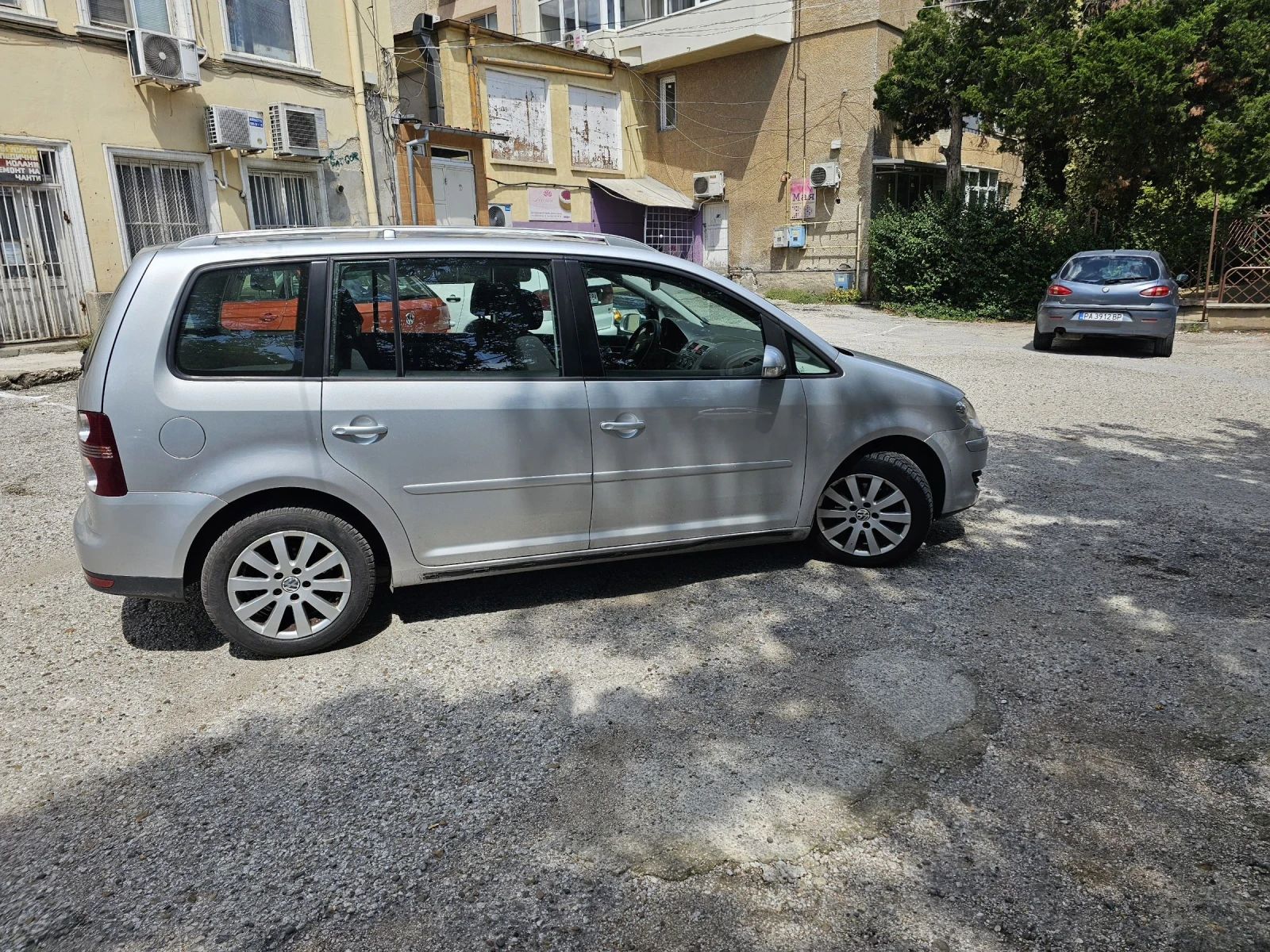 VW Touran  - изображение 2