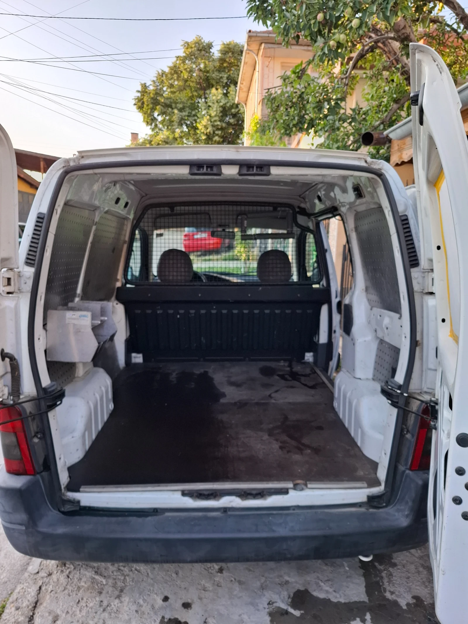 Citroen Berlingo 1.4 TOP - изображение 4