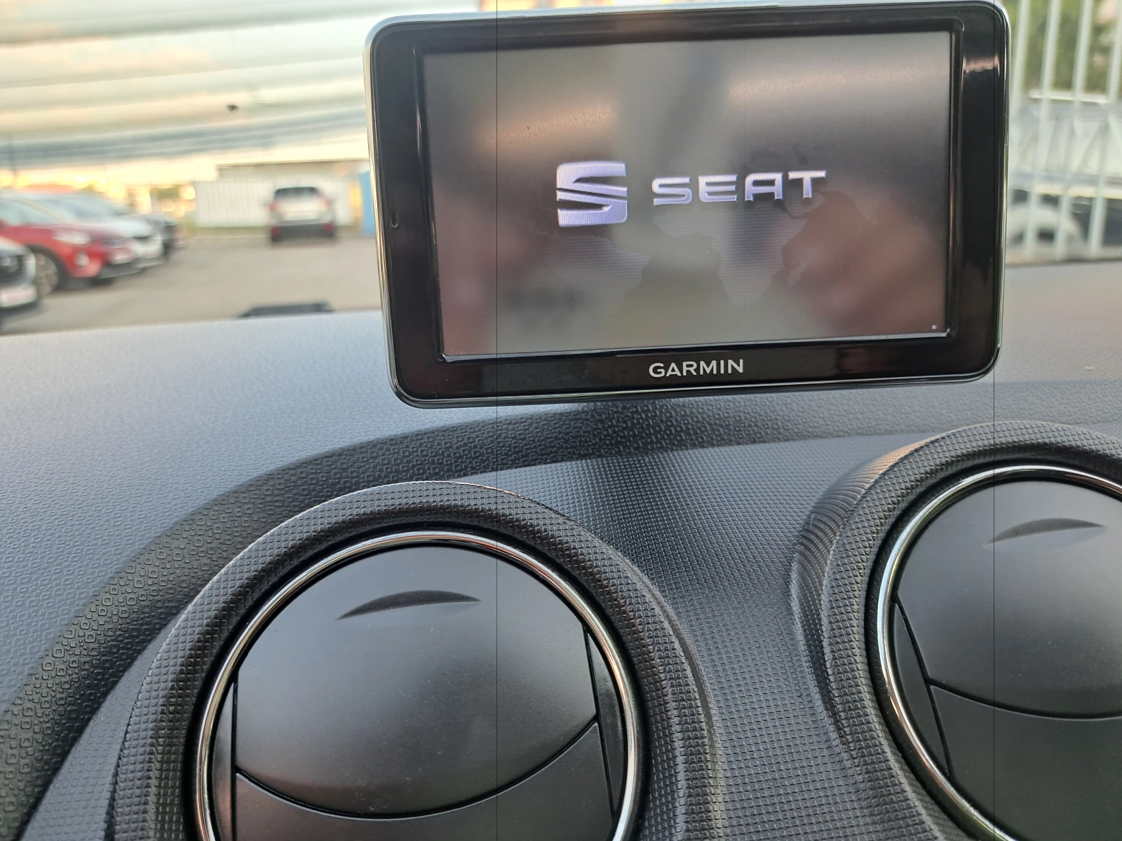 Seat Ibiza 1.2TSI-FR-PANORAMA-NAVI-LED-XSENON-КОЖА - изображение 8