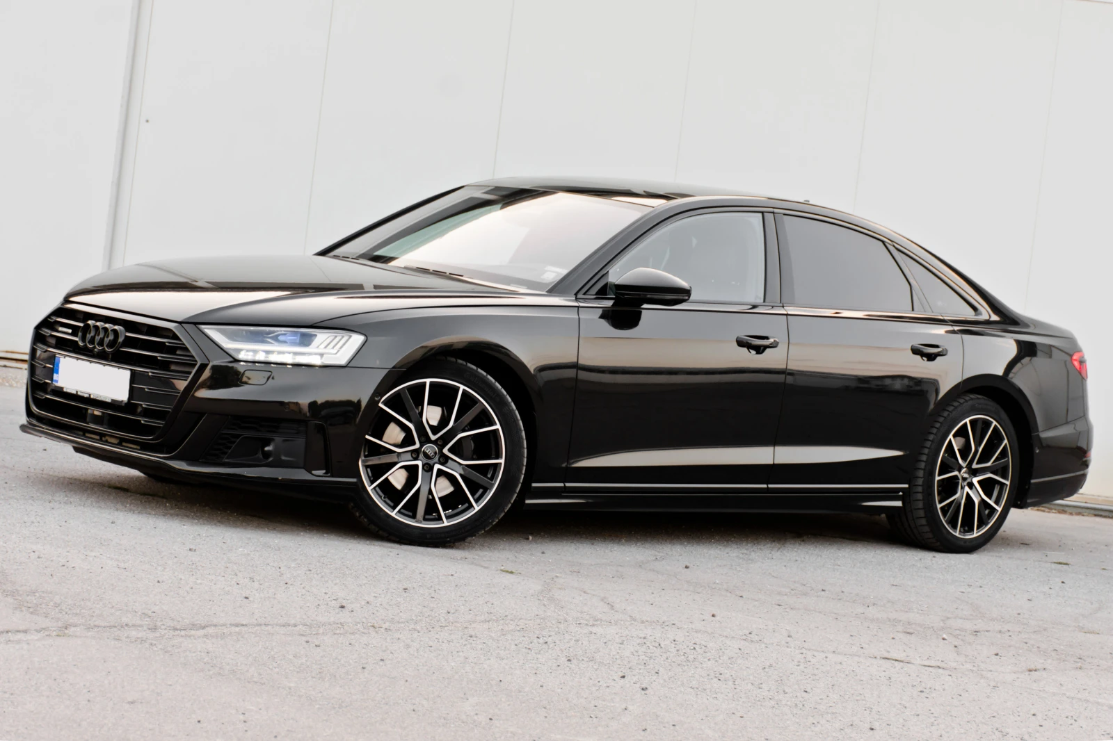 Audi A8 50 TDI BLACK ВСИЧКИ ЕКСТРИ - ЛИЗИНГ - изображение 2