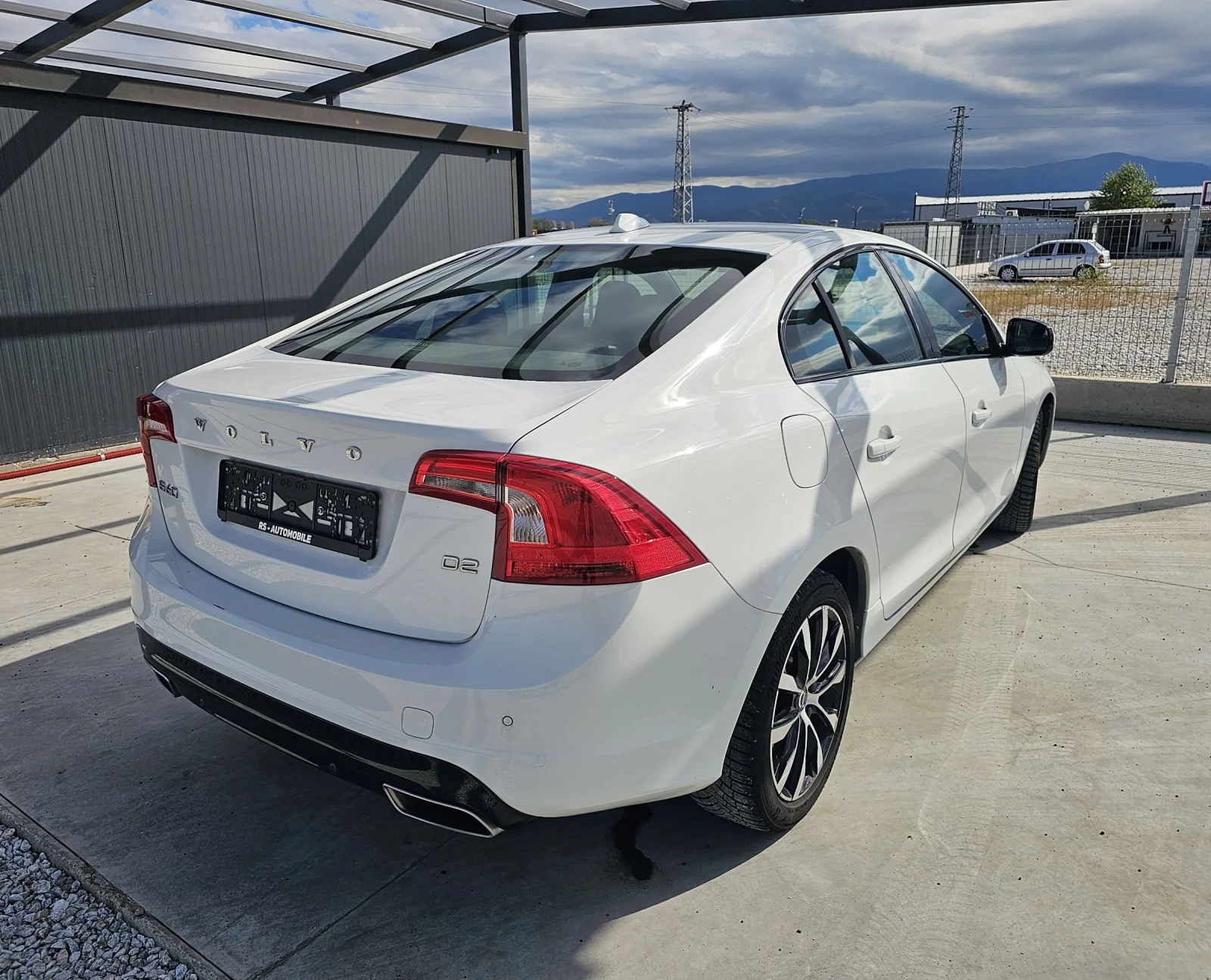 Volvo S60 Капарирана/Продадена  - изображение 2