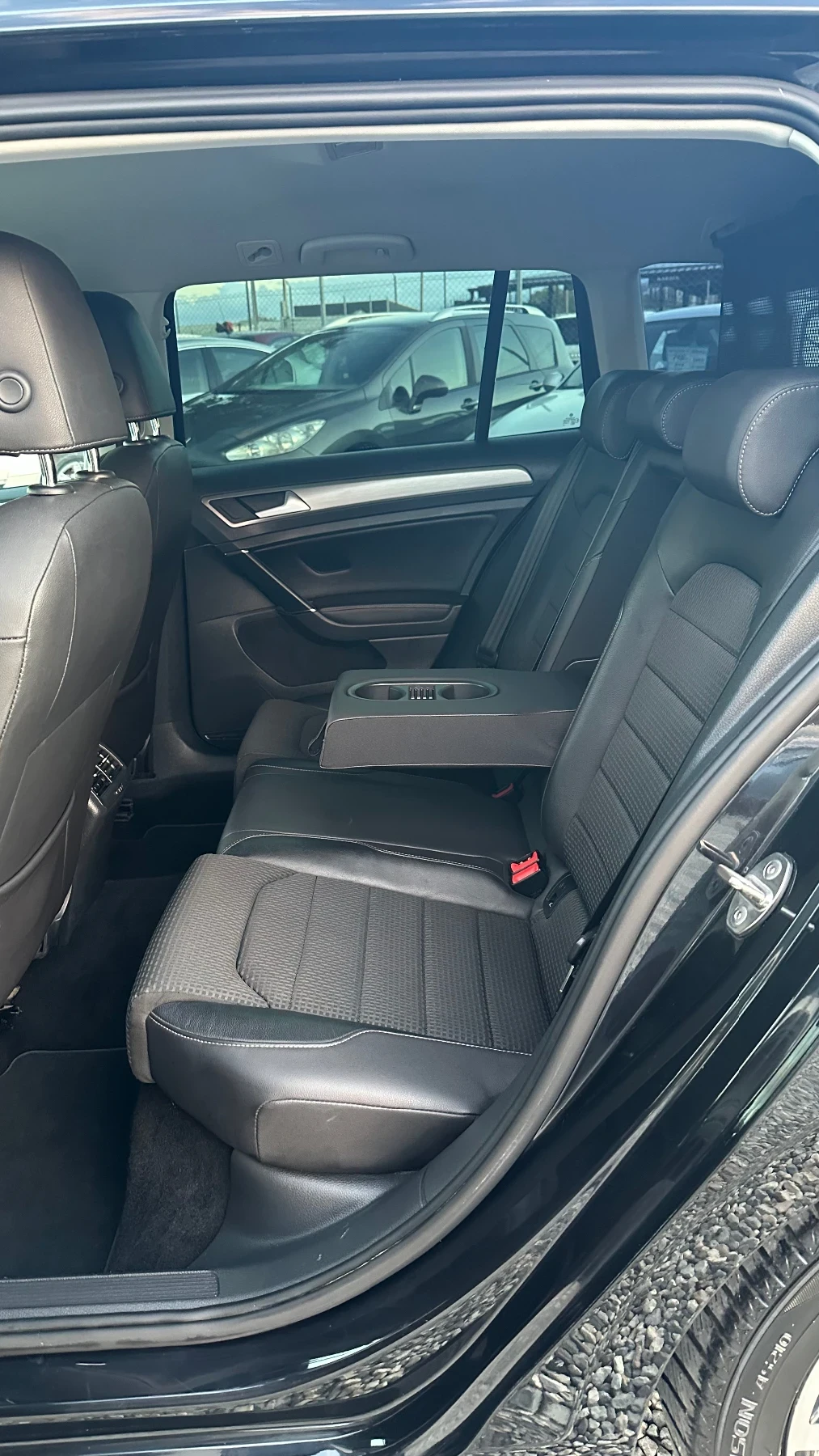 VW Golf 2.0TDI Highline | Mobile.bg — изображение 6