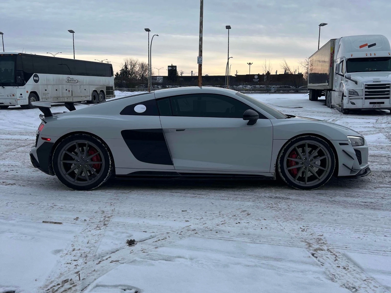 Audi R8 V10 performance CARFAX    | Mobile.bg   5
