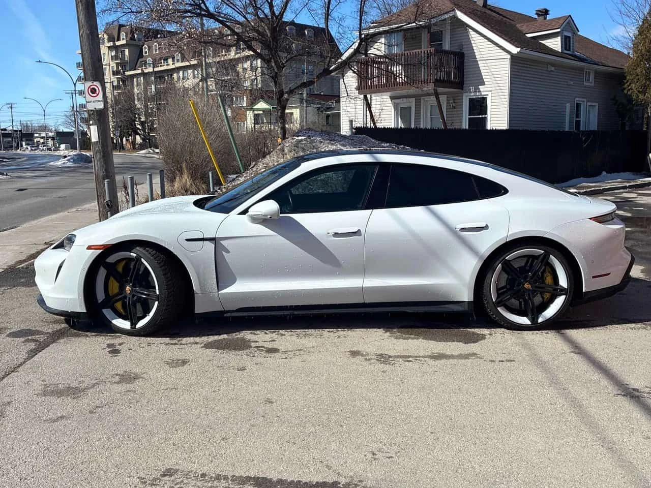 Porsche Taycan * Turbo S AWD * DISTRONIC * 360 * КЛИП , снимка 3 - Автомобили и джипове - 53930110