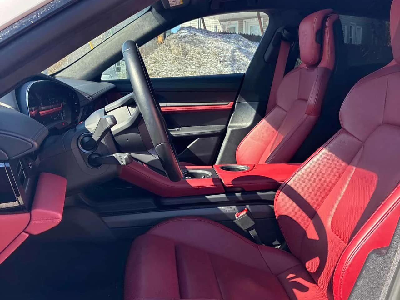 Porsche Taycan * Turbo S AWD * DISTRONIC * 360 * КЛИП , снимка 14 - Автомобили и джипове - 53930110