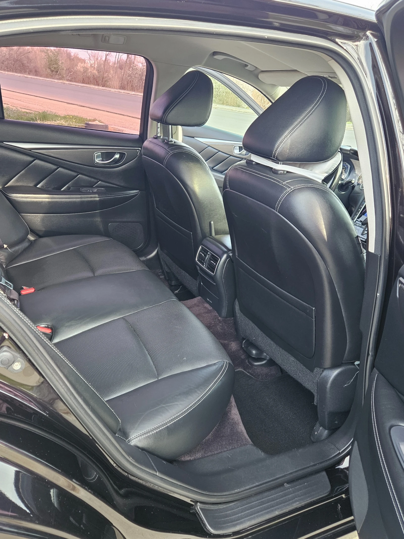 Infiniti Q50 2.2D* 170hp* Navi* Start/Stop, снимка 12 - Автомобили и джипове - 53988368