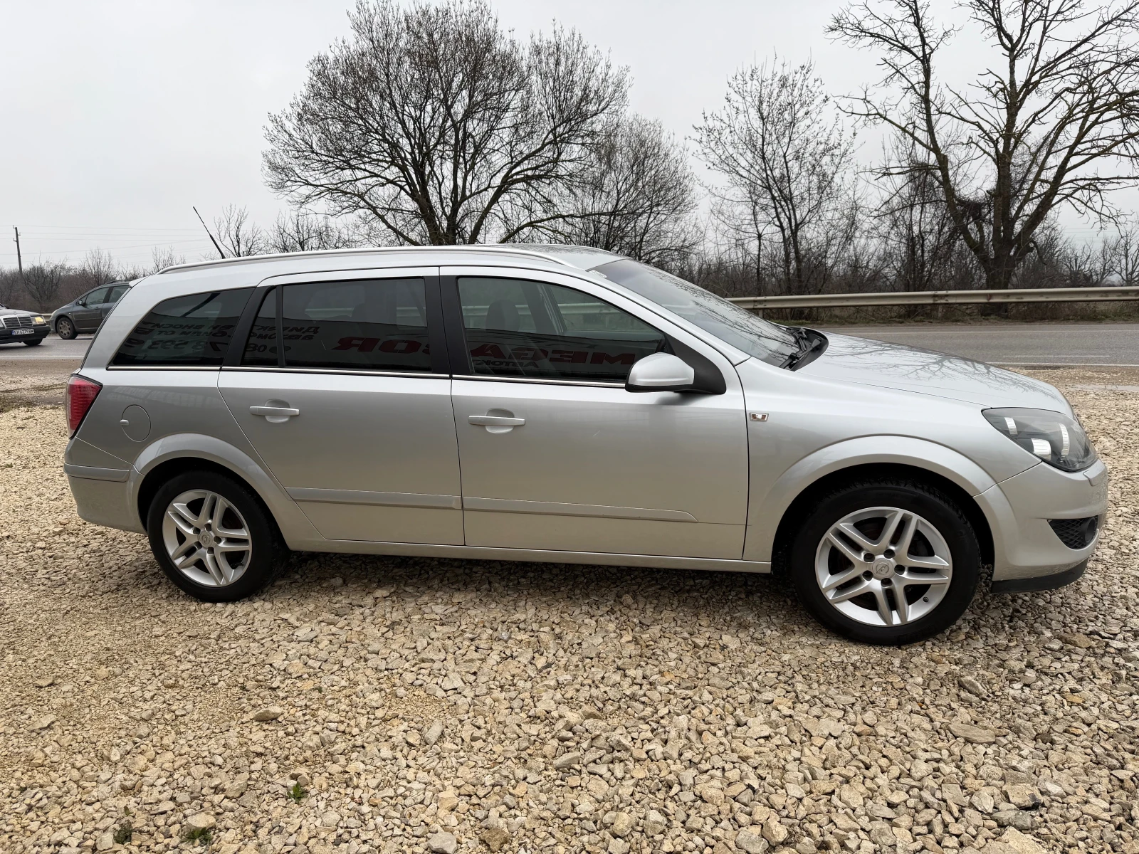 Opel Astra 1.6i 16v/116p.s-Cosmo/Avtomatik/Xenon/Koja!!!!, снимка 8 - Автомобили и джипове - 54013220