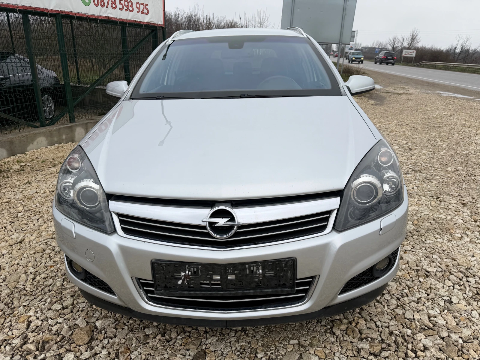Opel Astra 1.6i 16v/116p.s-Cosmo/Avtomatik/Xenon/Koja!!!!, снимка 5 - Автомобили и джипове - 54013220