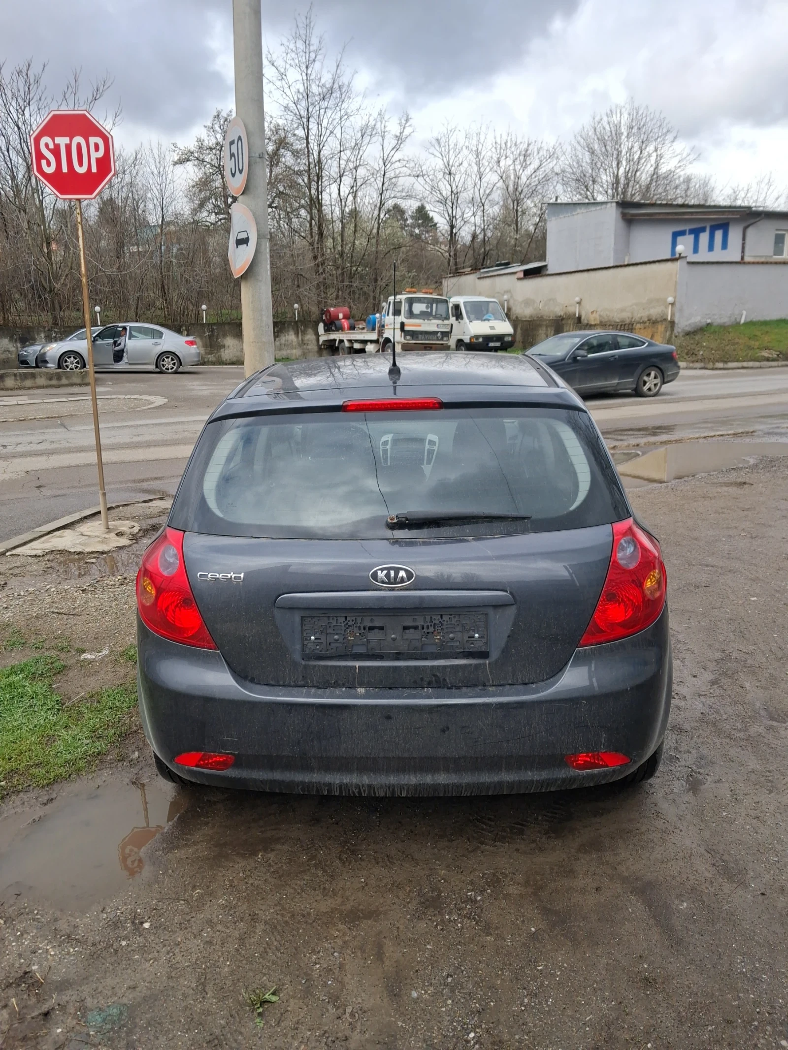 Kia Ceed 1.4benzin.НА ЧАСТИ, снимка 4 - Автомобили и джипове - 54076361