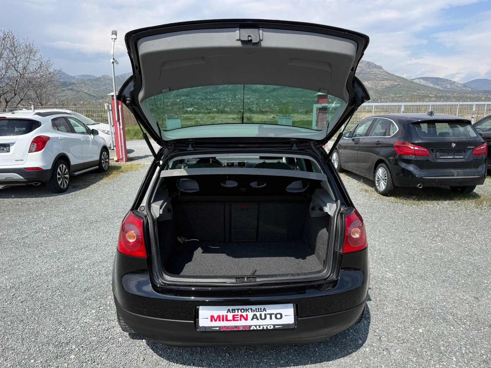 VW Golf (KATO НОВА)^(АГУ), снимка 13 - Автомобили и джипове - 54253819