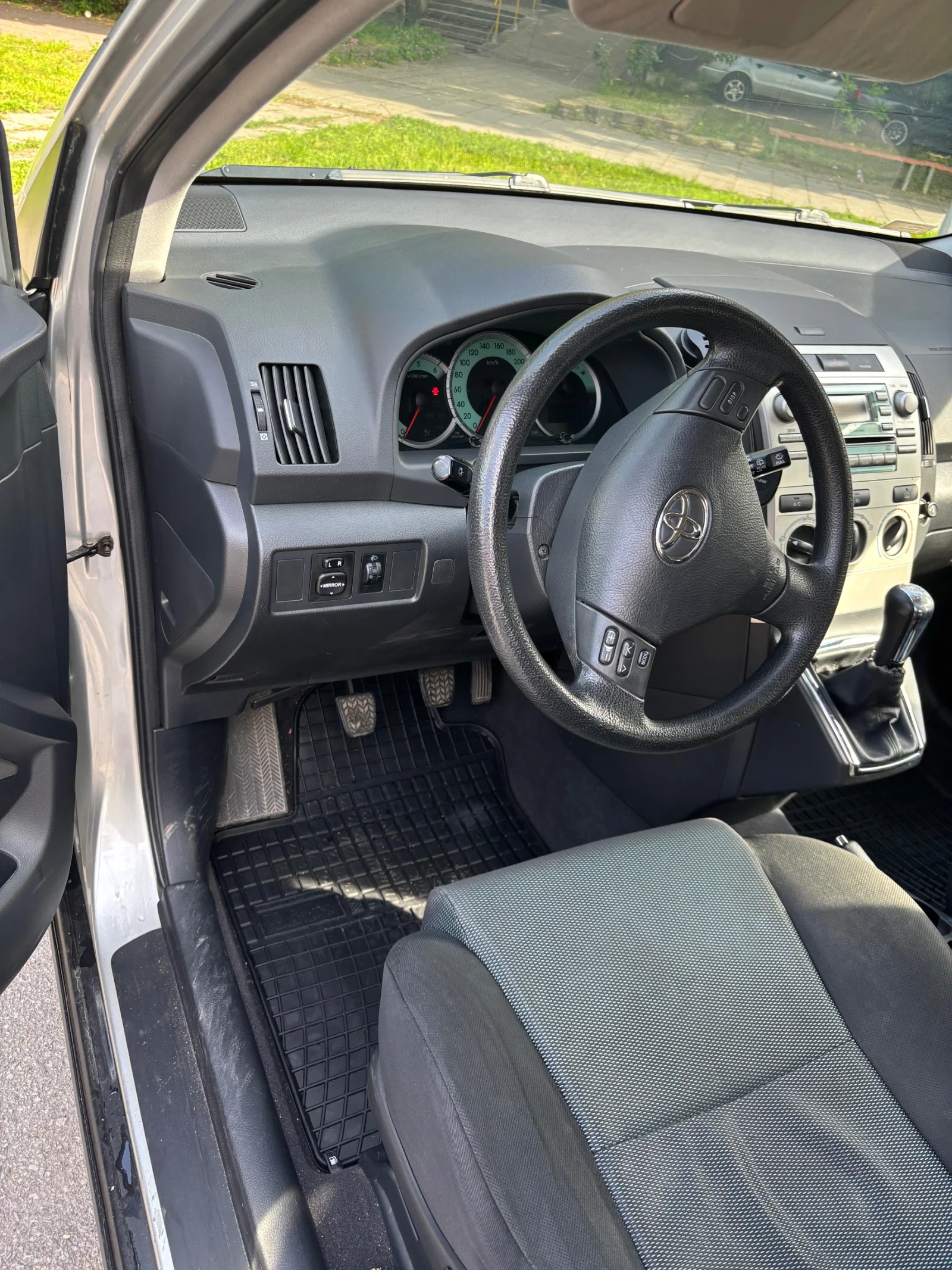 Toyota Corolla verso | Mobile.bg � ����������� 7
