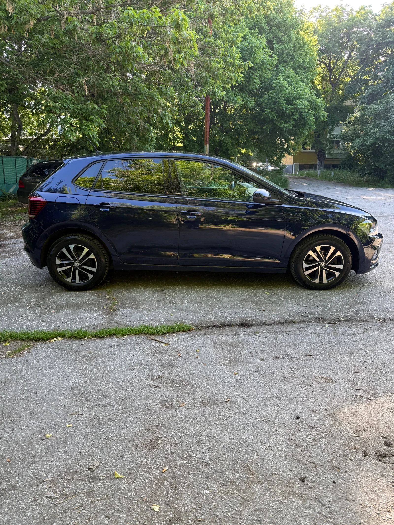 VW Polo 1.6 TDI UNITED, снимка 8 - Автомобили и джипове - 54577300